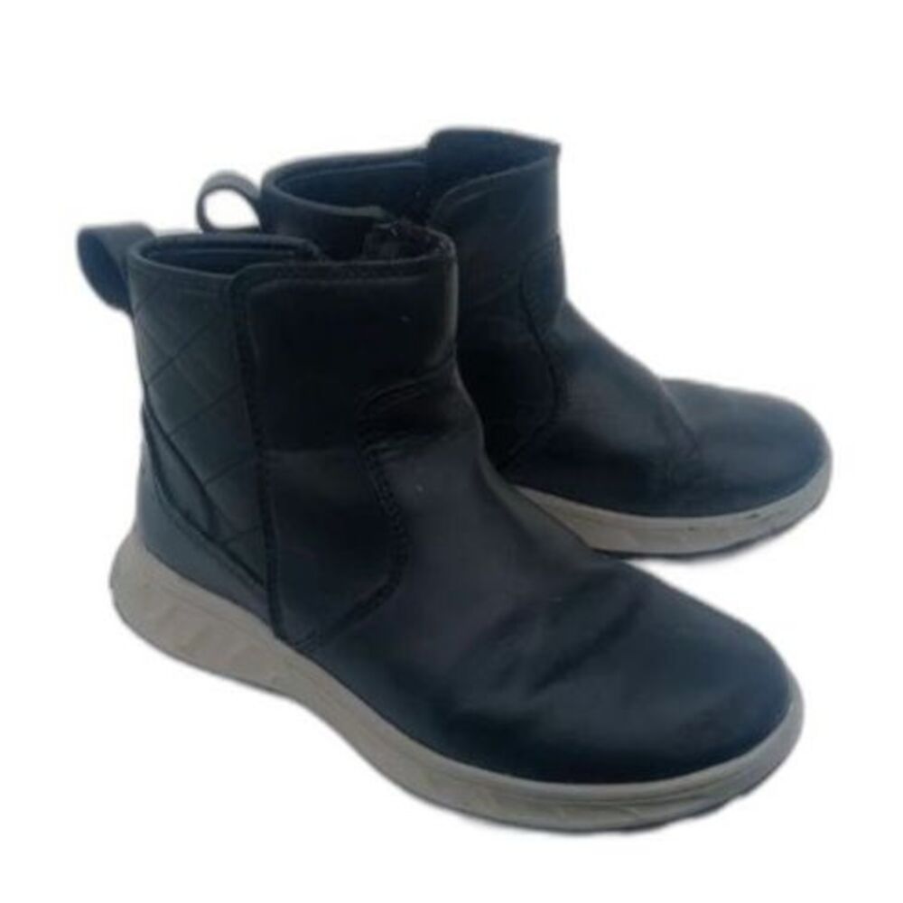 Women's Size 6 Khombu Sierra Zip Up Faux Fur Lined Winter Snow Boots